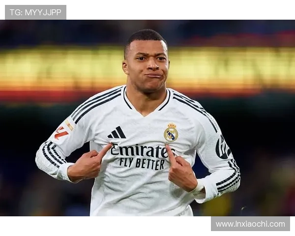 姆巴佩的战术价值解析：超越速度型前锋的多维角色