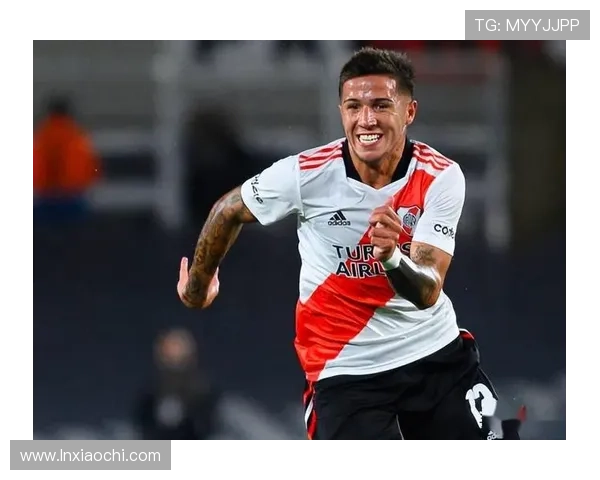 恩佐持球推进破解中场压迫战术解析 恩佐持球推进破解中场压迫战术解析